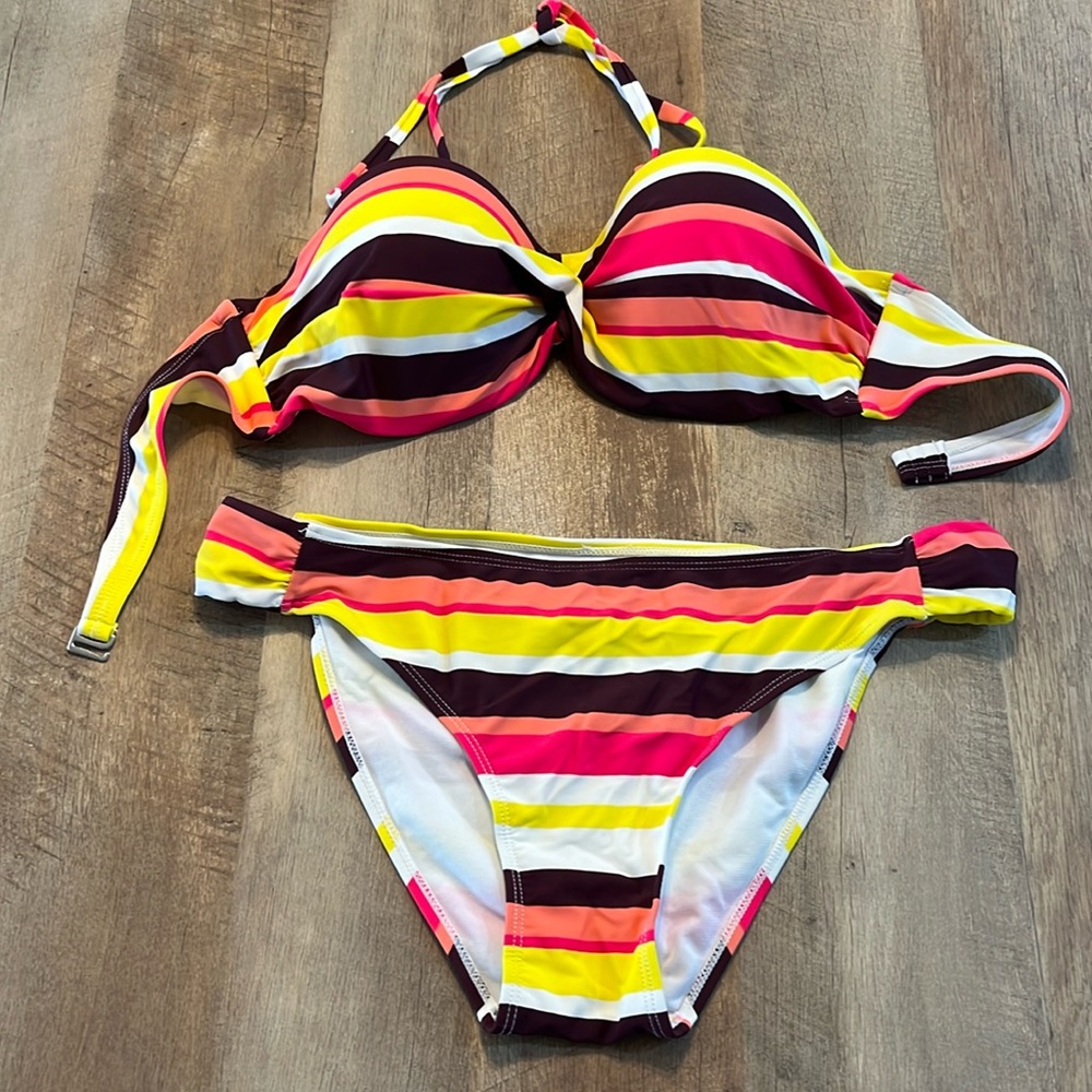 Women’s Bikini Top and Bottom Size L